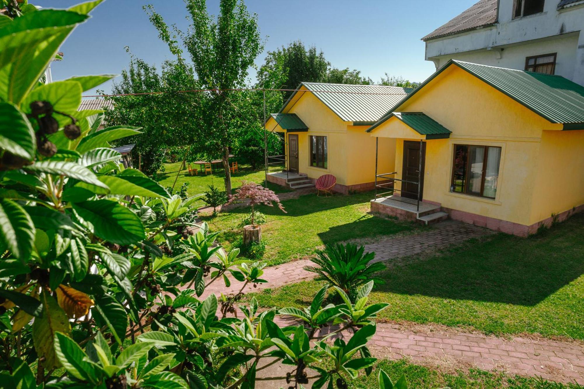 Senima'S Paradise Batumi Exteriör bild